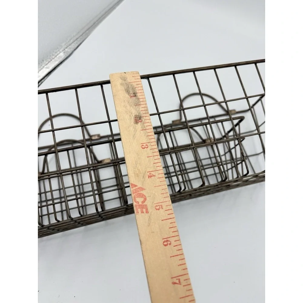 Farmhouse  Decor Wire Wall Basket Assorted Rust  2 Piece 15